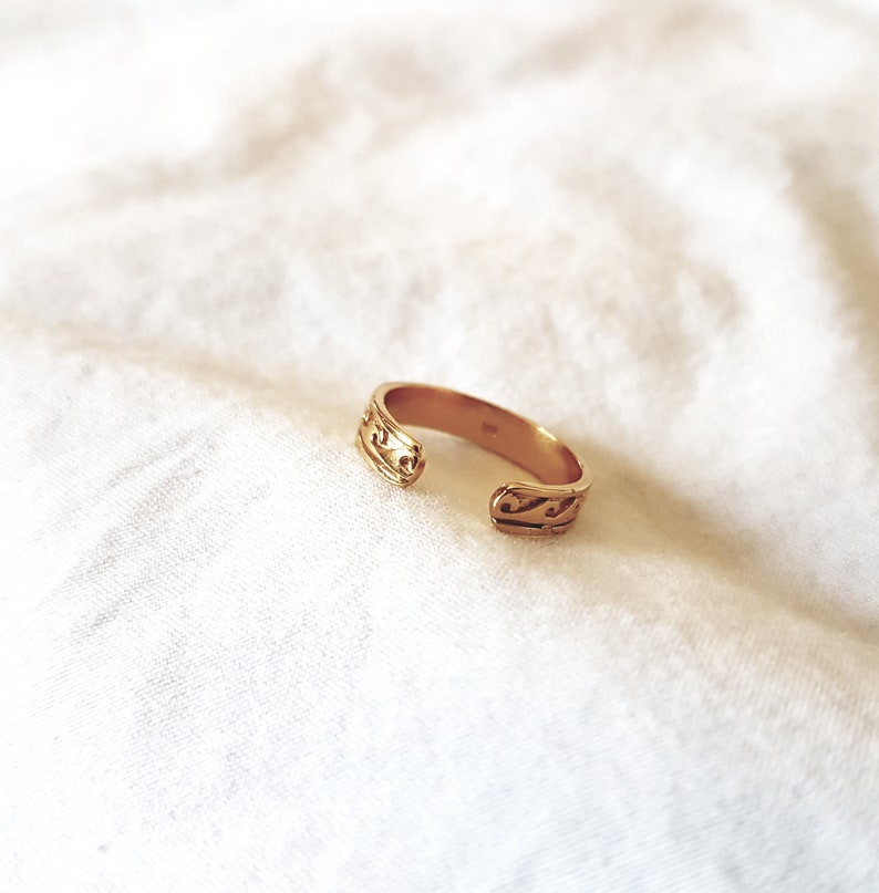 24k Gold Toe Ring,Adjustable Foot Ring,Wave Ring,Foot Jewellery,Gift for Her,Beach,Summer Jewellery,Surfing,Charity Shop image 6