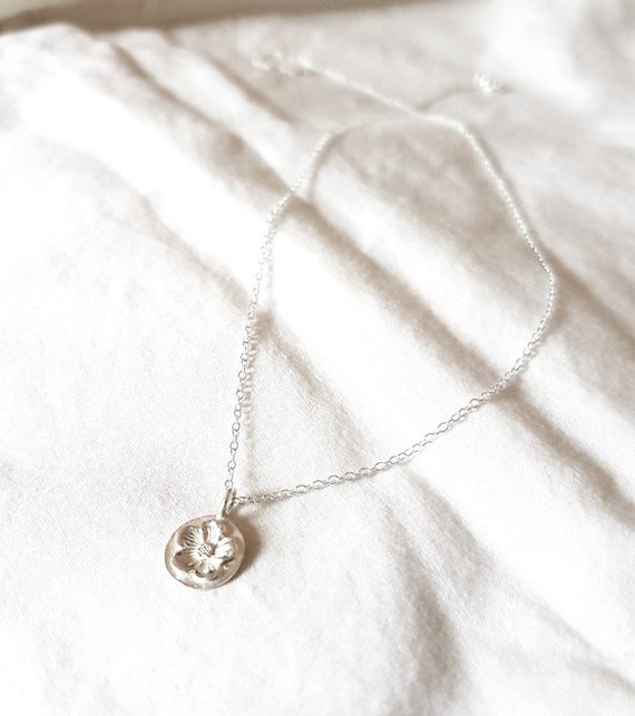 Necklace with small Hawaii flower, 925 Sterling silver, Hawaii flower pendant, beach, summer, dainty necklace, gift for her, charity