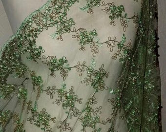 Tecido de renda bordada com pérolas verde limão, 1 metro de largura - 114 cm (45 polegadas).