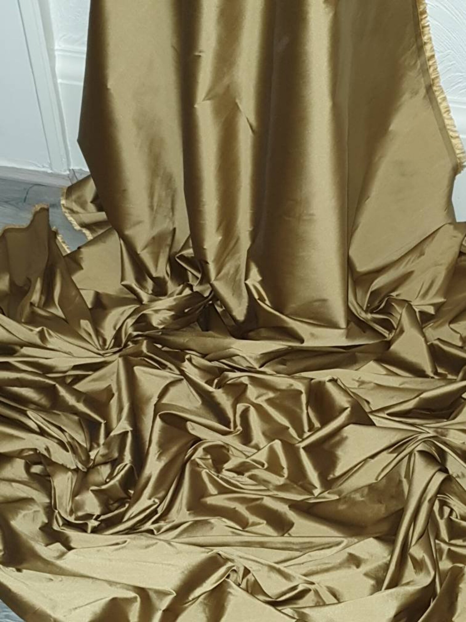 1M Two Tone Gold Bridal Taffeta Fabric 58 Wide - Etsy Australia