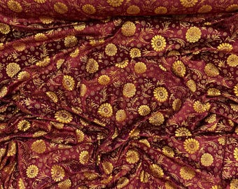 Tela de terciopelo elástico de spandex con estampado floral en color rojo vino oscuro/dorado de 1 m, 58" de ancho