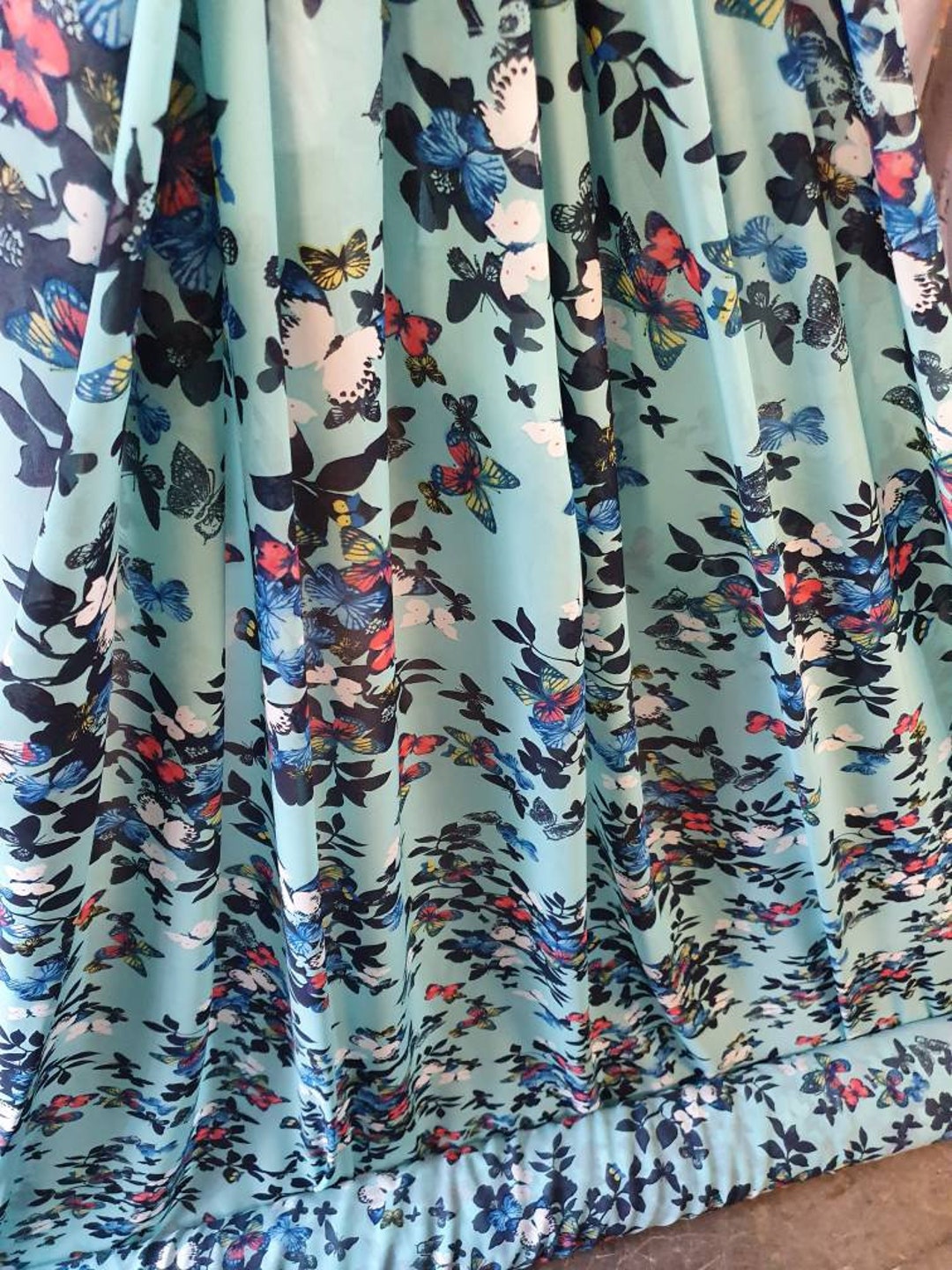 Tissu Mousseline Imprimé Papillon Pour Couture (Robe, Jupe) - Tulle Rétro, Vendu Au Mètre
