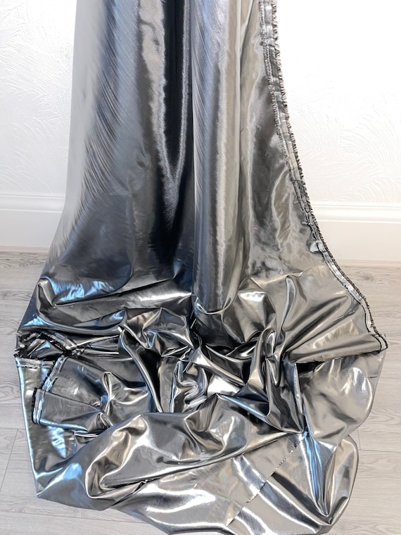 【超特価sale開催】  1m Silver / Black Metallic Shiny Double Sided Foil Lame マジック：ザ・ギャザリング