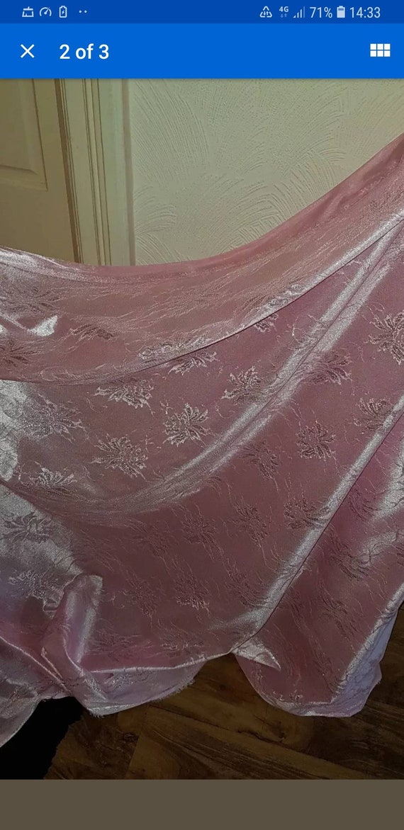 5m MINT METALIC LACE ON SATIN FABRIC 58/" WIDE