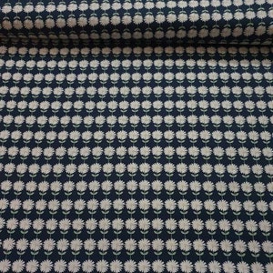 1m navy daisy flower  print  100% cotton 45&quot; wide