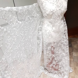 1m white  sequin bridal scalloped    fabric bridal fabric 55”