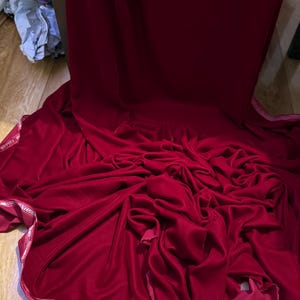 Tecido de microveludo vermelho clarete de 1 m, poliéster com 58" de largura