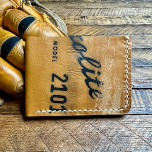 Cartera plegable de cuero con forma de guante de hockey CCM vintage - Cartera minimalista recuperada con forma de guante de hockey - CCM Hockey - Hockey canadiense - Regalos para él