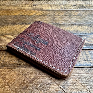 Billetera plegable de cuero Wilson Football - Billetera de cuero de fútbol - Regalo para él