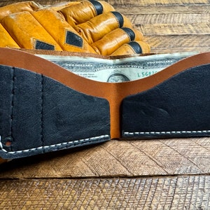 Cartera plegable de cuero con forma de guante de hockey CCM vintage - Cartera minimalista recuperada con forma de guante de hockey - CCM Hockey - Hockey canadiense - Regalos para él