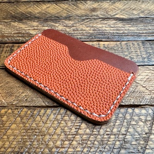 Cartera minimalista de cuero con diseño de baloncesto de la NBA auténtica - Regalos para él - Estuche para tarjetas - Portatarjetas - Cartera de baloncesto - Cuero Horween