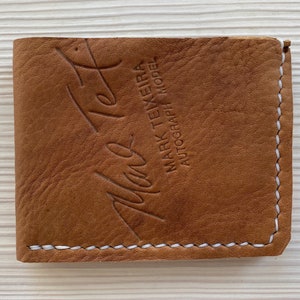 Mark Teixeira Guante de béisbol Cartera bifold de cuero - Cartera de guante de béisbol minimalista recuperada - Texas Rangers - Yankees - Regalos para él