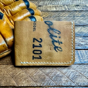 Cartera plegable de cuero con forma de guante de hockey CCM vintage - Cartera minimalista recuperada con forma de guante de hockey - CCM Hockey - Hockey canadiense - Regalos para él