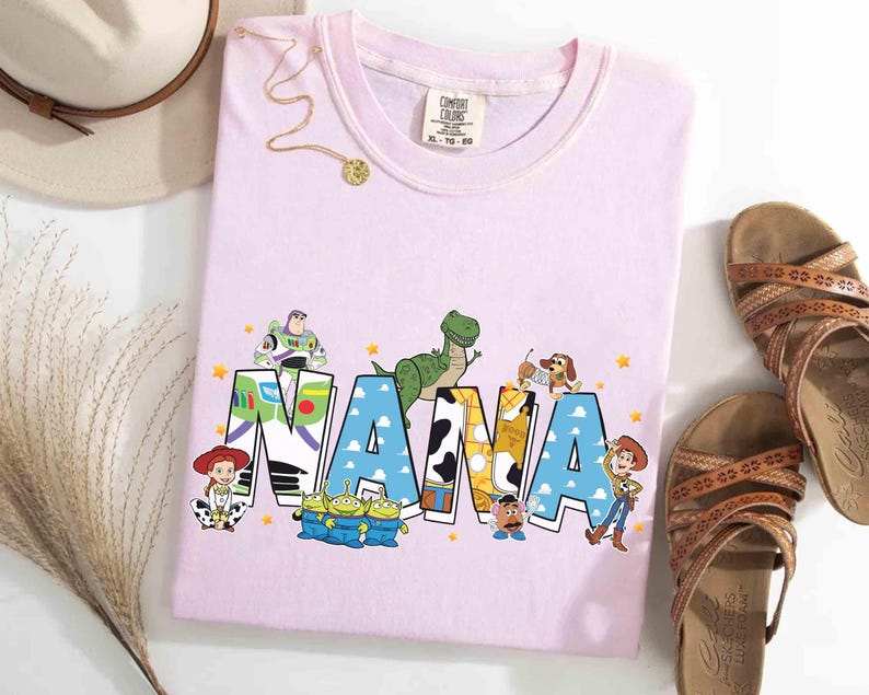 Camiseta personalizada com nome da Toy Story, camiseta personalizada da Disney Pixar Toy Story com Buzz, Woody e Jessie Rex, camiseta para pais e mães, camiseta infantil personalizada com nome. imagem 4