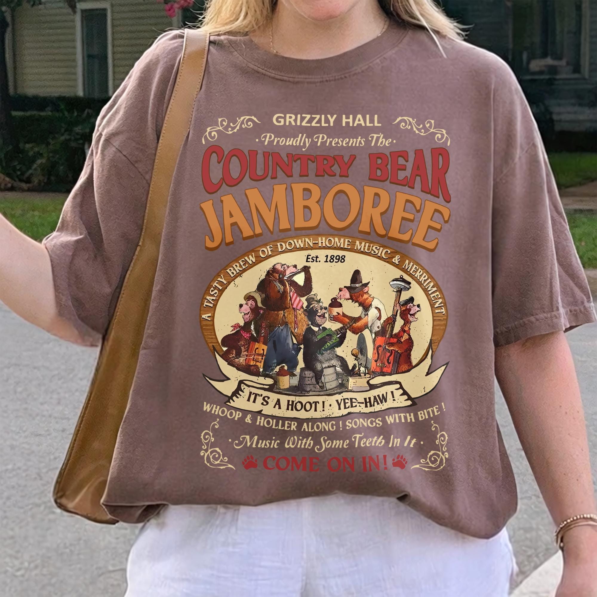 レトロなカントリーベア・ジャンボリーTシャツ、グリズリーホール