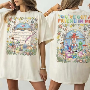 Camiseta retro de Toy Story de doble cara "Tienes un amigo en mí" de Comfort Colors, camiseta de Buzz, Woody y Jessie Bullseye, camisetas a juego para la familia de Disneyland.
