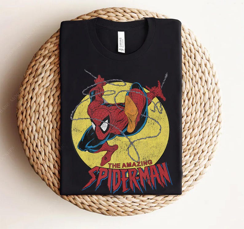 マーベル アメイジング・スパイダーマン ヴィンテージ ジャンプロゴ シャツ、ディズニーランド ファミリーお揃いシャツ、マーベルコミックシャツ、WDW エプコット テーマパーク シャツ 画像 2
