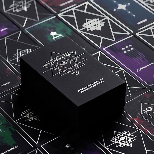 Baraja de Tarot Sinestesia / Baraja de Tarot Minimalista / 78 Cartas de Tarot / Caja magnética y lámina plateada