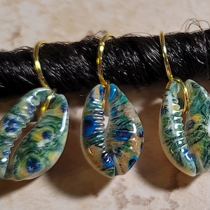 5pcs Peacock Printed Natural Cowrie Shell Hair Rings, Dread Hair Rings, Braid Rings, Loc jewelry, Dreadlock Rings, Boho Hair Accessories