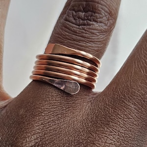 Hammered Ends Bare Copper Coil Ring, 14 Gauge Hammered Copper Ring, Wire Wrapped Rings