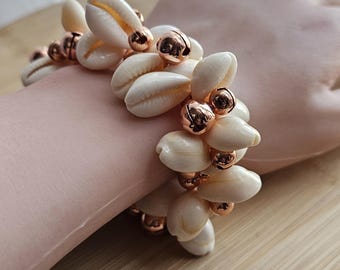 調和と保護のためのタカラガイのクリスタルベルブレスレット