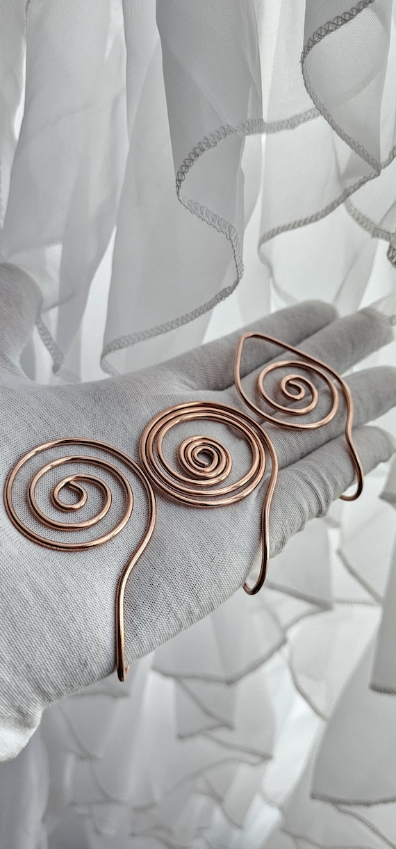 Spiral Copper Palm Ring, Bare Copper Palm Cuff, Copper Hand Cuff, Spiral Handmade Pure Copper Cuff Bracelet, Spiritual metaphysical gift