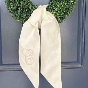 Wreath Sash, Boxwood Wreath Embroidered Sash, Embroidery Sash, Door Hanger, Personalized Wreath Sash, Housewarming Gift, Home Decor, Bridal