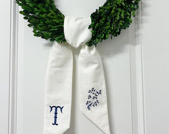 Wreath Sash, Boxwood Wreath Embroidered Sash, Embroidery Sash, Door Hanger, Personalized Wreath Sash, Housewarming Gift, Home Decor, Bridal