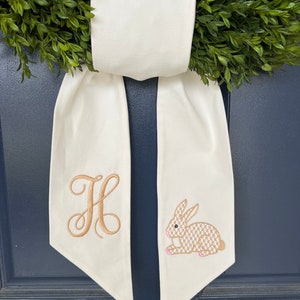 Wreath Sash, Boxwood Wreath Embroidered Sash, Embroidery Sash, Door Hanger, Personalized Wreath Sash, Housewarming Gift, Home Decor, Bridal