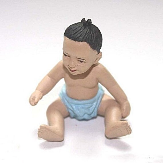 mini plastic figures
