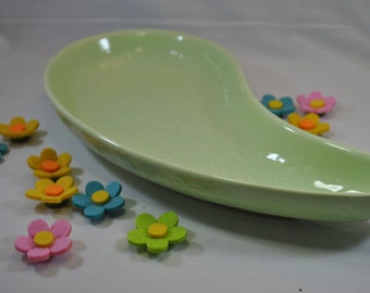Vintage Hull stoneware daisy dish ceramic, collectible, mid-century modern style, lime green