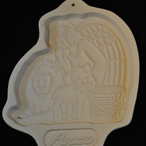 Peace Angel Longaberger Cookie Mold, Angel, lion and lamb, Christmas, vintage 1993