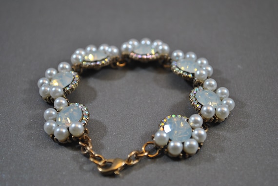 Vintage 1950's  Pearls, rhinestones, and milky cr… - image 1