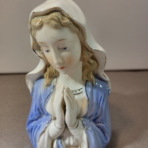Lovely Madonna dressed in blue with praying hands, ceramic planter, vintage, Mary