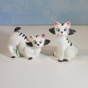 Black, and white striped  MCM cats salt and pepper shakers, collectible, vintage, funny
