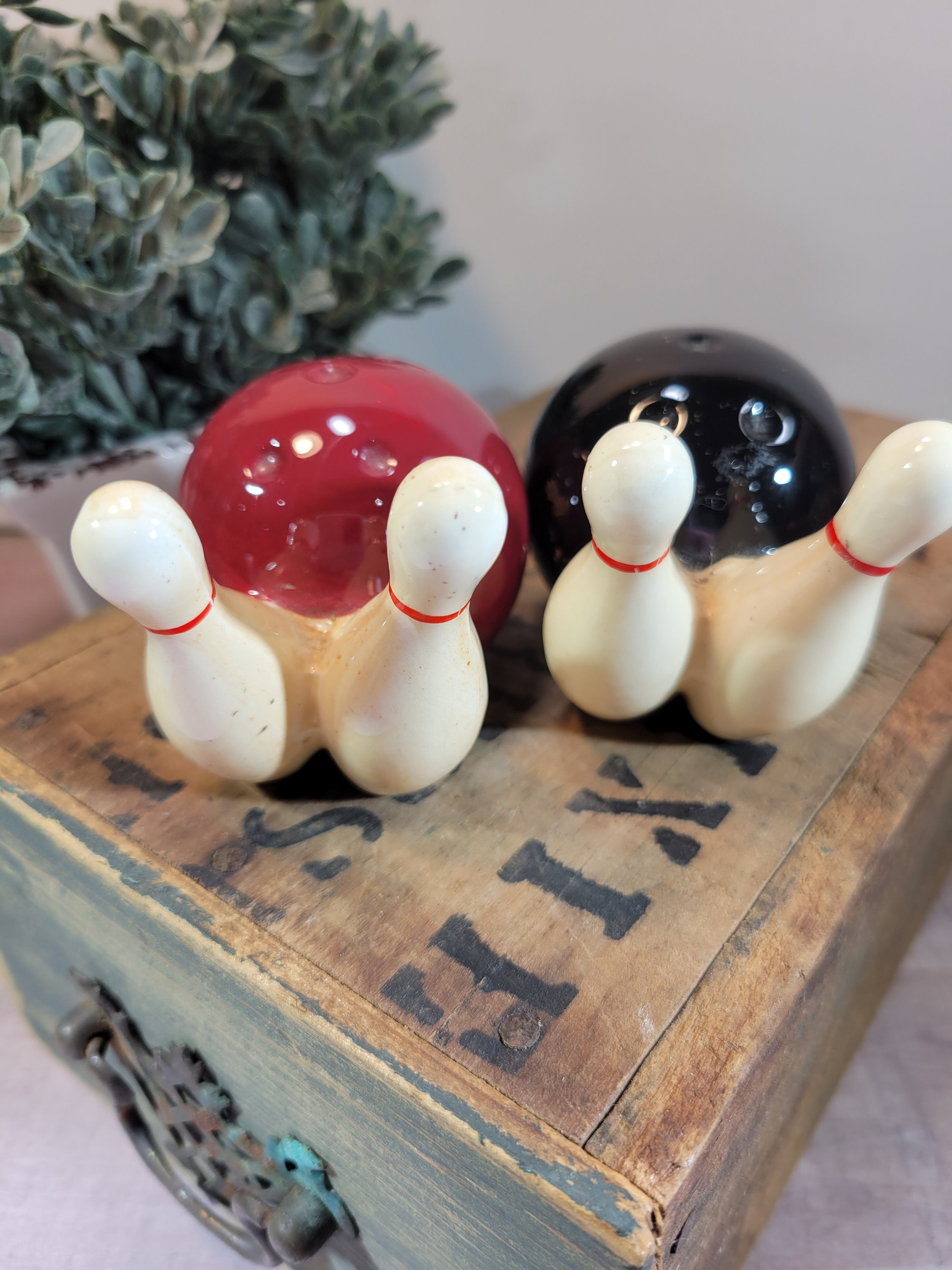 Fun Bowling Balls and Pins Salt and Pepper Shakers Vintage Kitchen Decor Made by Enesco Etsy UK