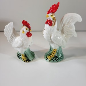 Napco rooster and chicken salt and pepper shakers, collectible, vintage