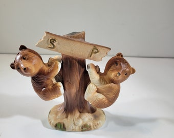 Adorable baby bears on a tree salt and pepper shakers, vintage ceramics, kitchen décor