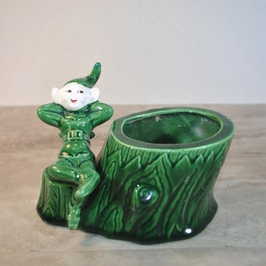 Super cute elf planter, Gilner pixie in green on tree stump, vintage, succulent planter, made in California