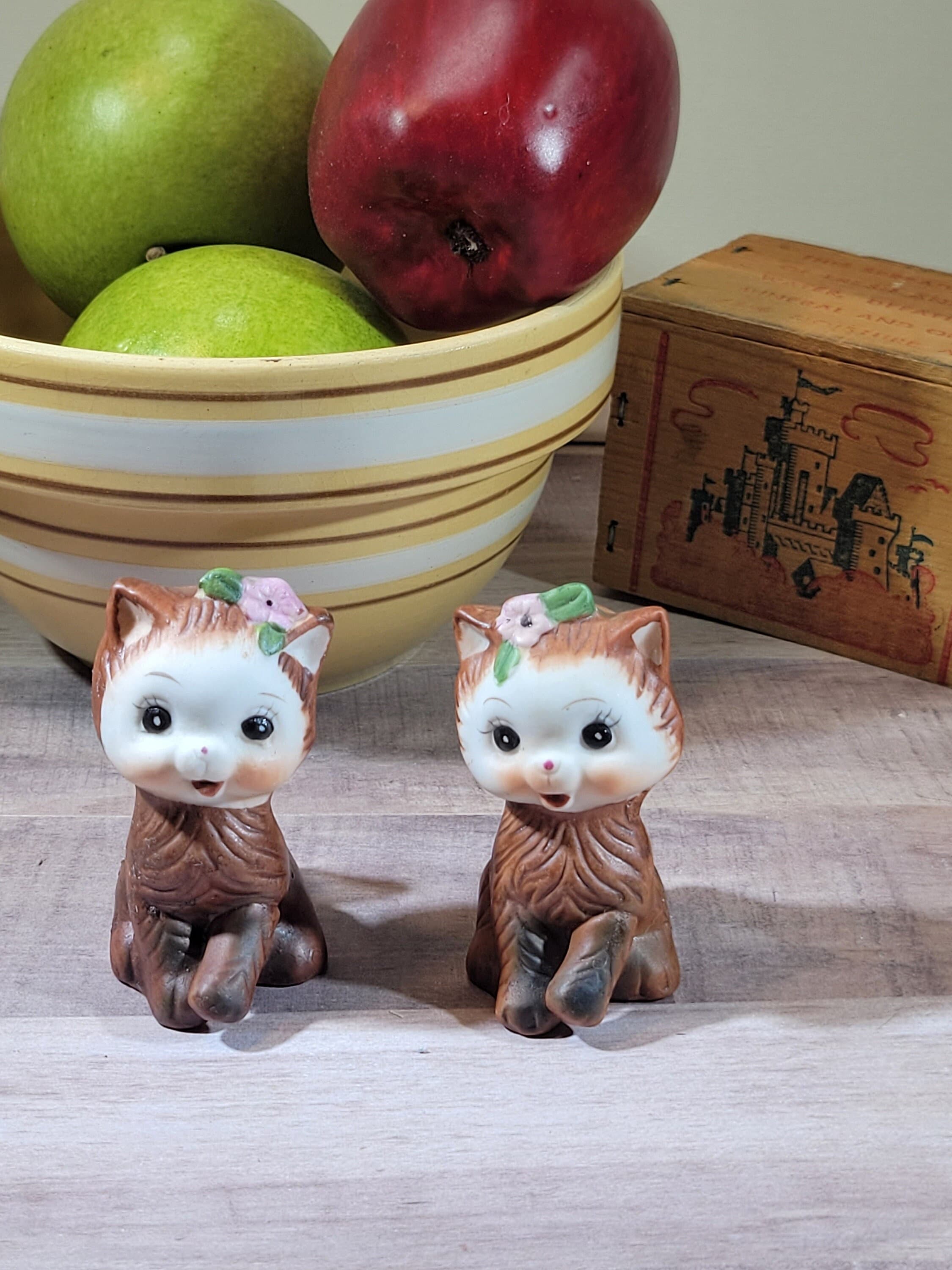 Flower Face Salt Pepper Shakers - Etsy