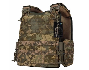 ウクライナ軍プレートキャリアベスト、マルチカム迷彩タクティカル
