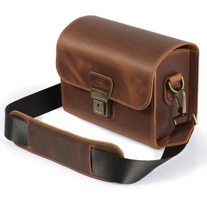 Personalized Top Grain Italian Leather Messenger Bag Camera Bag for Mirrorless, Instant, DSLR Cameras, Travel Bag, Unisex