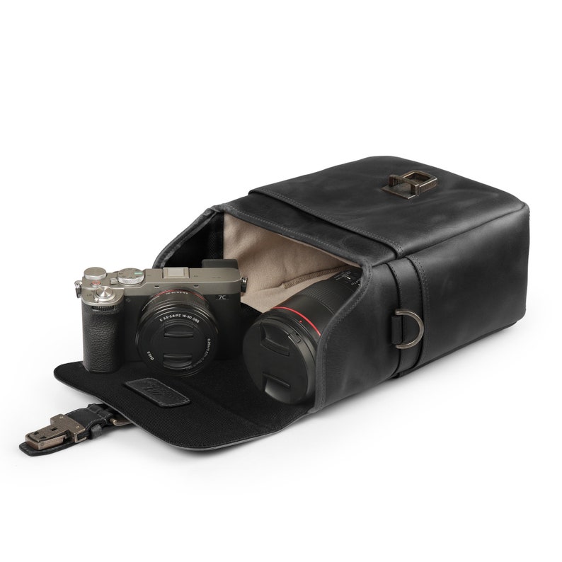 Personalized Italian Leather Messenger Bag Camera Bag for Mirrorless, Instant, DSLR Cameras, Travel Bag, Unisex Handcrafted Black