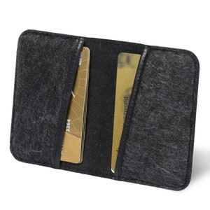 Handgemaakte portemonnee en creditcardhouder van topnerf leer, slanke, minimalistische kaarthouder om alle essentiële dagelijkse items op één plek te bewaren