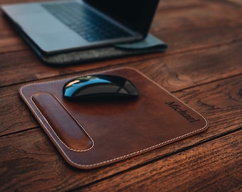 Personalized Top Grain Leather Mousepad with Wrist Rest, Hand Crafted Custom Computer Mousepad, Ergonomic Large Office Mousepad, Mouse Pads