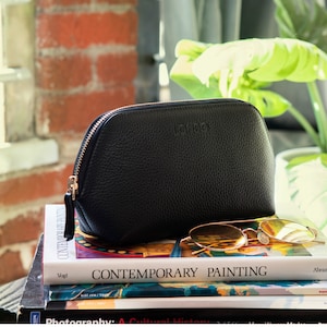 Neceser de piel de grano superior personalizado, neceser de maquillaje personalizado hecho a mano, estuche duradero para cosméticos, organizador de viaje con bolsillo con cremallera