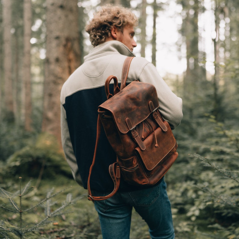 Handcrafted Top Grain Leather Backpack, Weather-Resistant Hiking, Women & Men Purse, Unisex, Vintage Laptop Valley Backpack zdjęcie 2