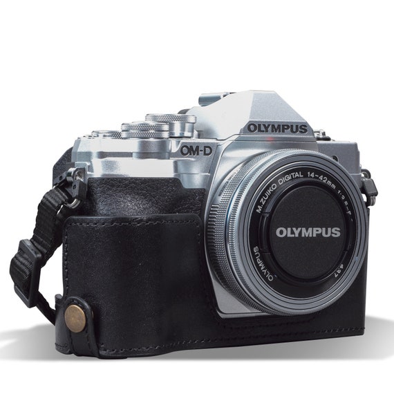 Olympus OM-D E-M10 Mark IV Mirrorless Camera