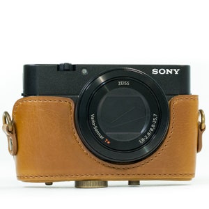 Hand Crafted High Quality Leather Sony Cyber-shot DSC-HX95 Camera Case, Vintage Style Protective Camera Bag with Battery Access Camera Cover