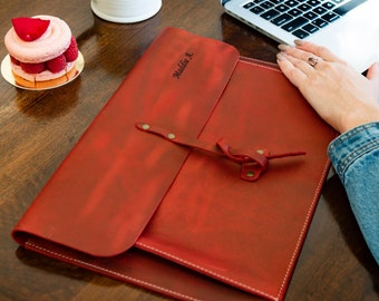 Bolso personalizado de cuero de grano superior para MacBook Pro y Air de 16", 14", 13", 13,3" 15", 12,9 Funda para iPad y bolso para portátil con cierre de solapa en el bolsillo frontal